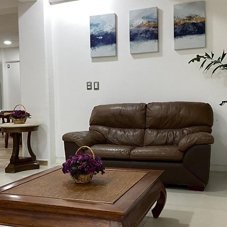 Hotel Santa Fe ทักซ์ทลา กูทิเอเรซ ภายนอก รูปภาพ